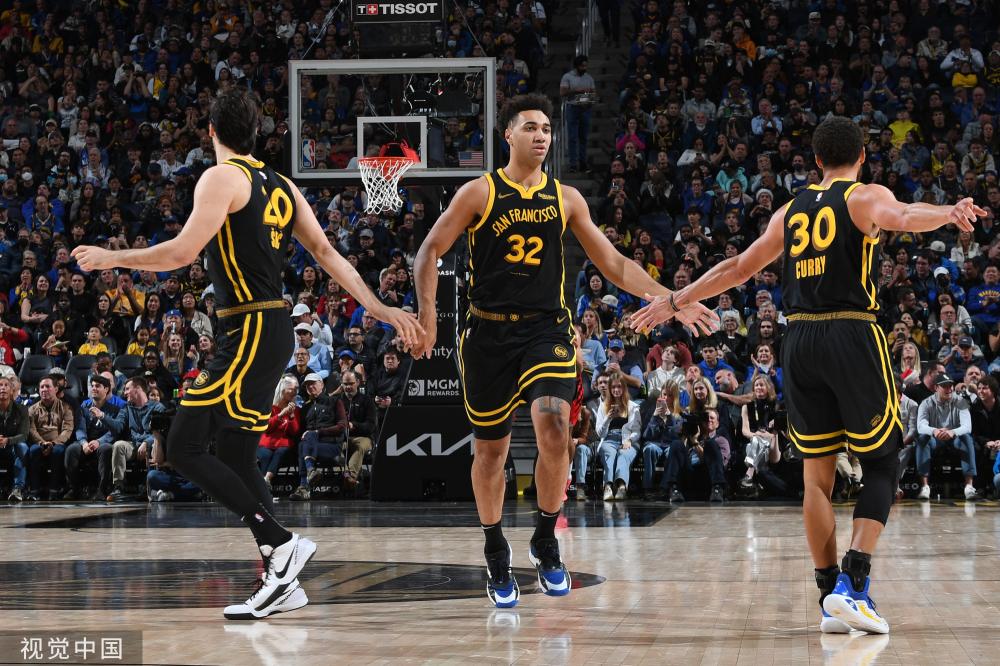 球后一脚射 球后一脚射