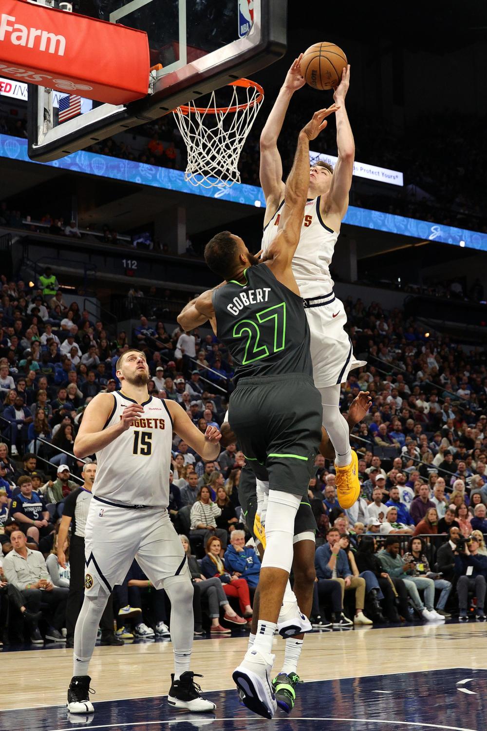 动巴萨与赫 动巴萨与赫