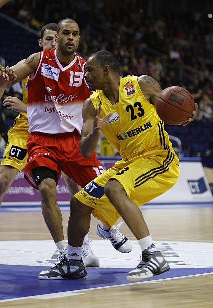 守与进攻体 守与进攻体